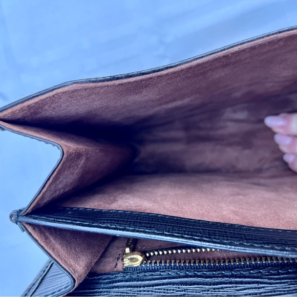 Versace Black Leather Wristlet Clutch Vintage with lock & key - Picture 13 of 17